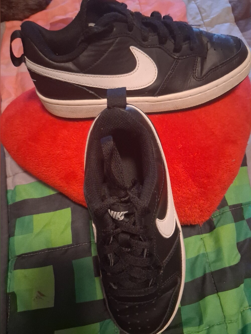 Nike Court Borough Low 2 Black And White Boys Low-Top Sneakers